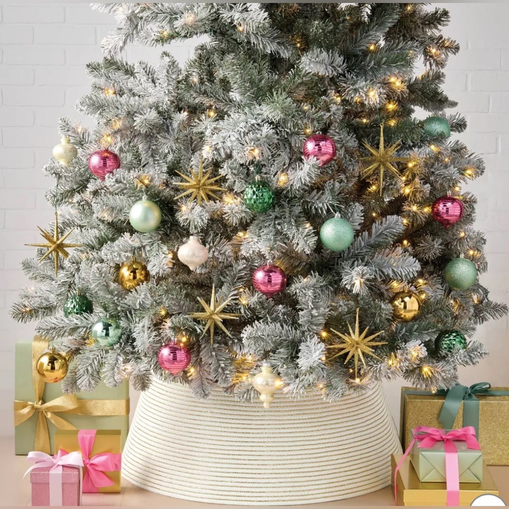 Elegant Cream/Gold Braided Holiday Tree Collar - Well Made